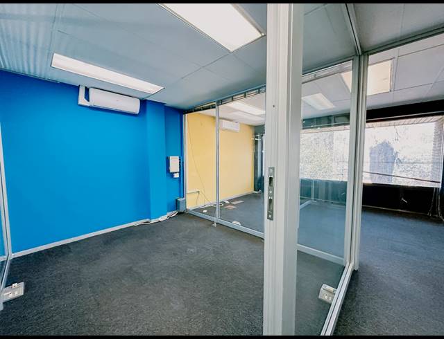 109M² OFFICE TO LET IN BEDFORDVIEW